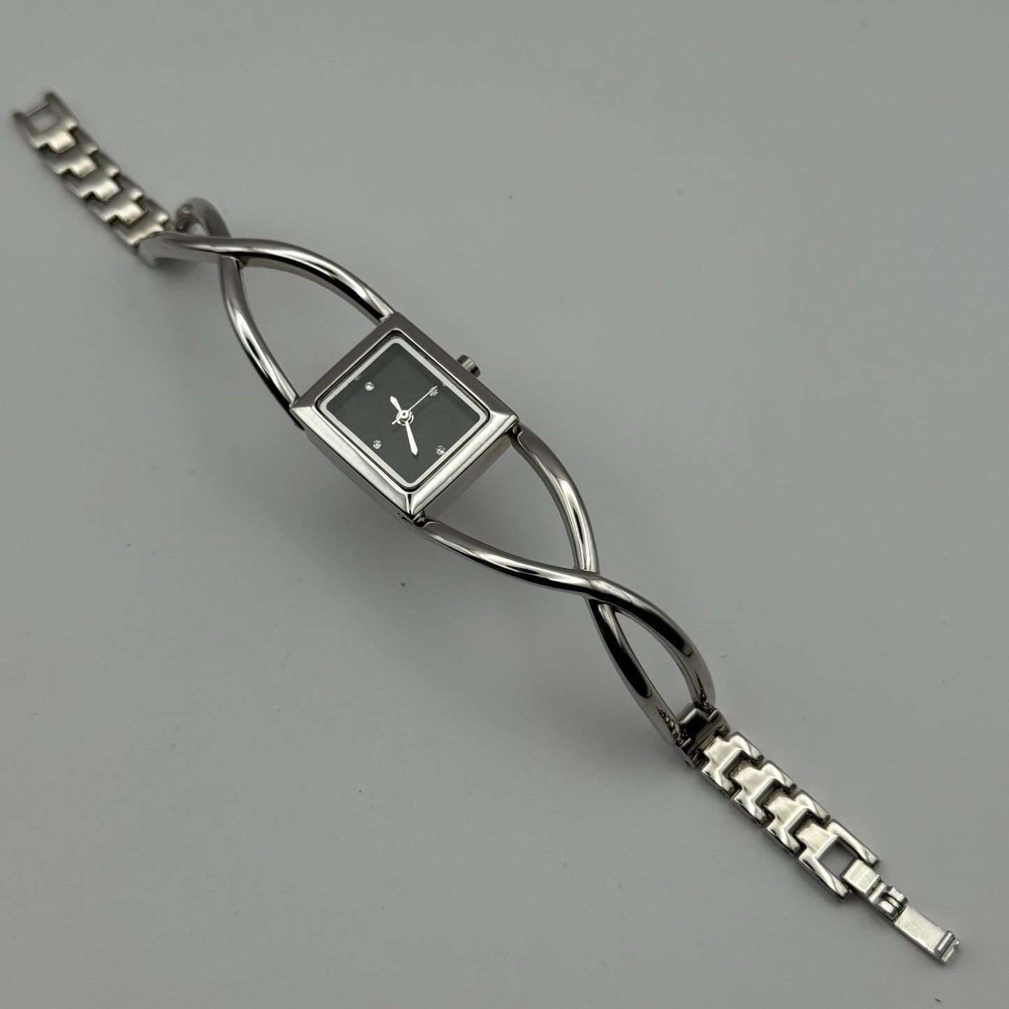 Avon Ladies Quartz Watch Black Square Dial Silver Tone Bracelet Working 19mm