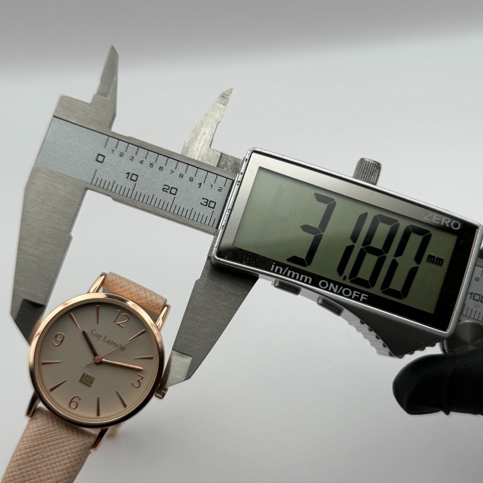 Guy Laroche Ladies Quartz Watch Rose Gold Tone Beige Strap Working 31mm