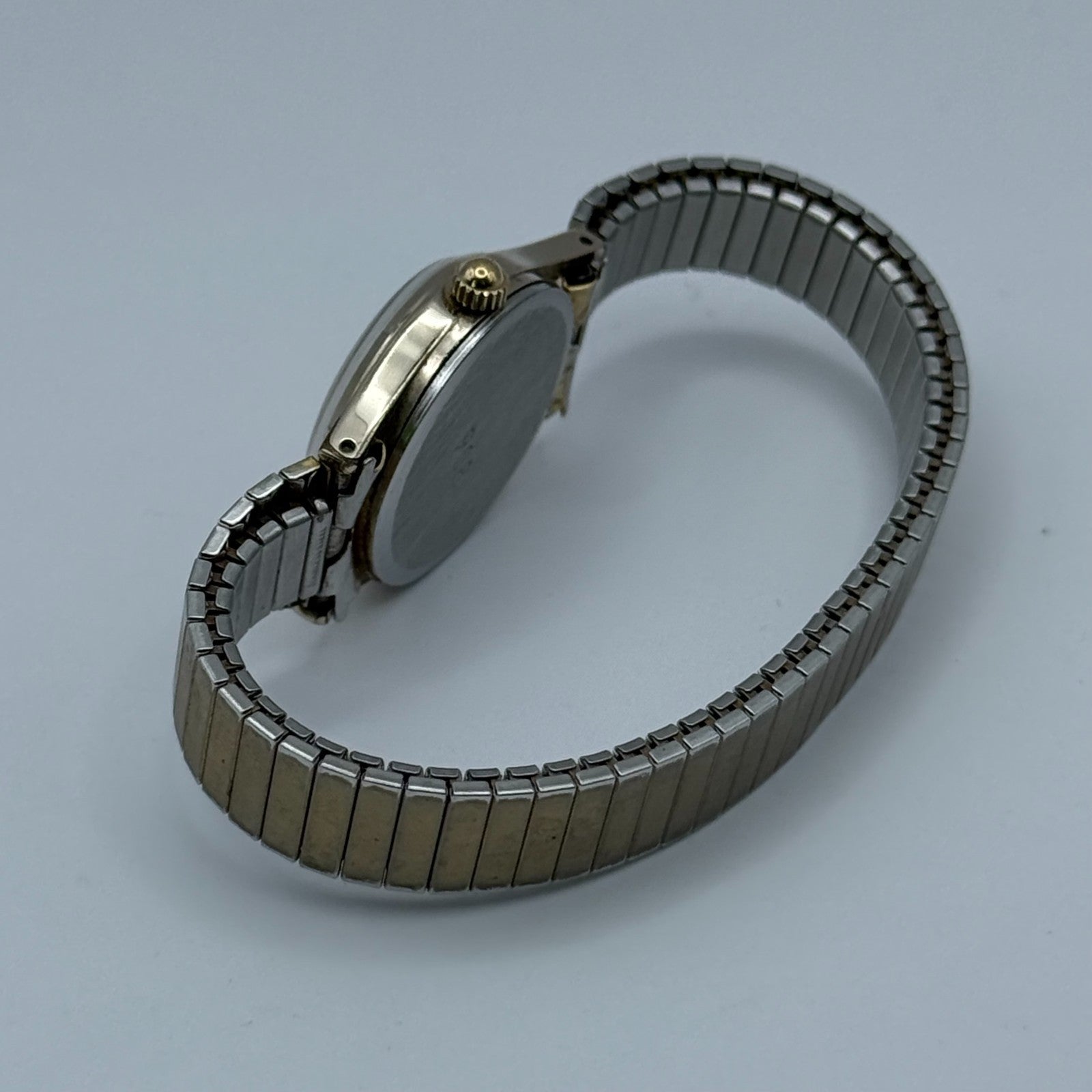 Sekonda USSR Ladies Quartz Watch White Dial Gold Tone Stretch Band Working 22mm