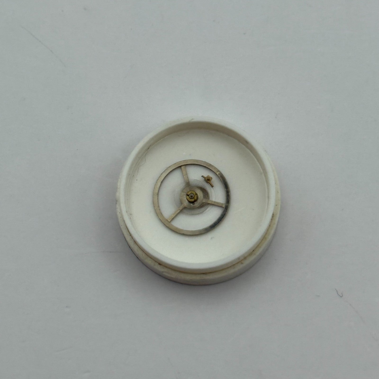 EB 8361 8365 8367 Balance Complete 8¾’’’ Renata 1597 M Watch Movement Parts NOS
