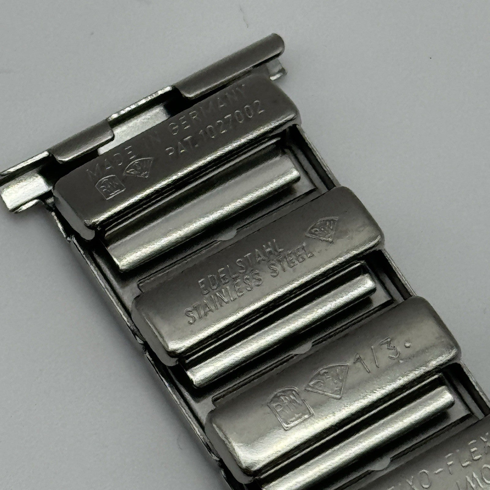 20mm Lug Rowi Fixo Flex Vintage New Old Stock NOS Expandable Strap Blue Silver