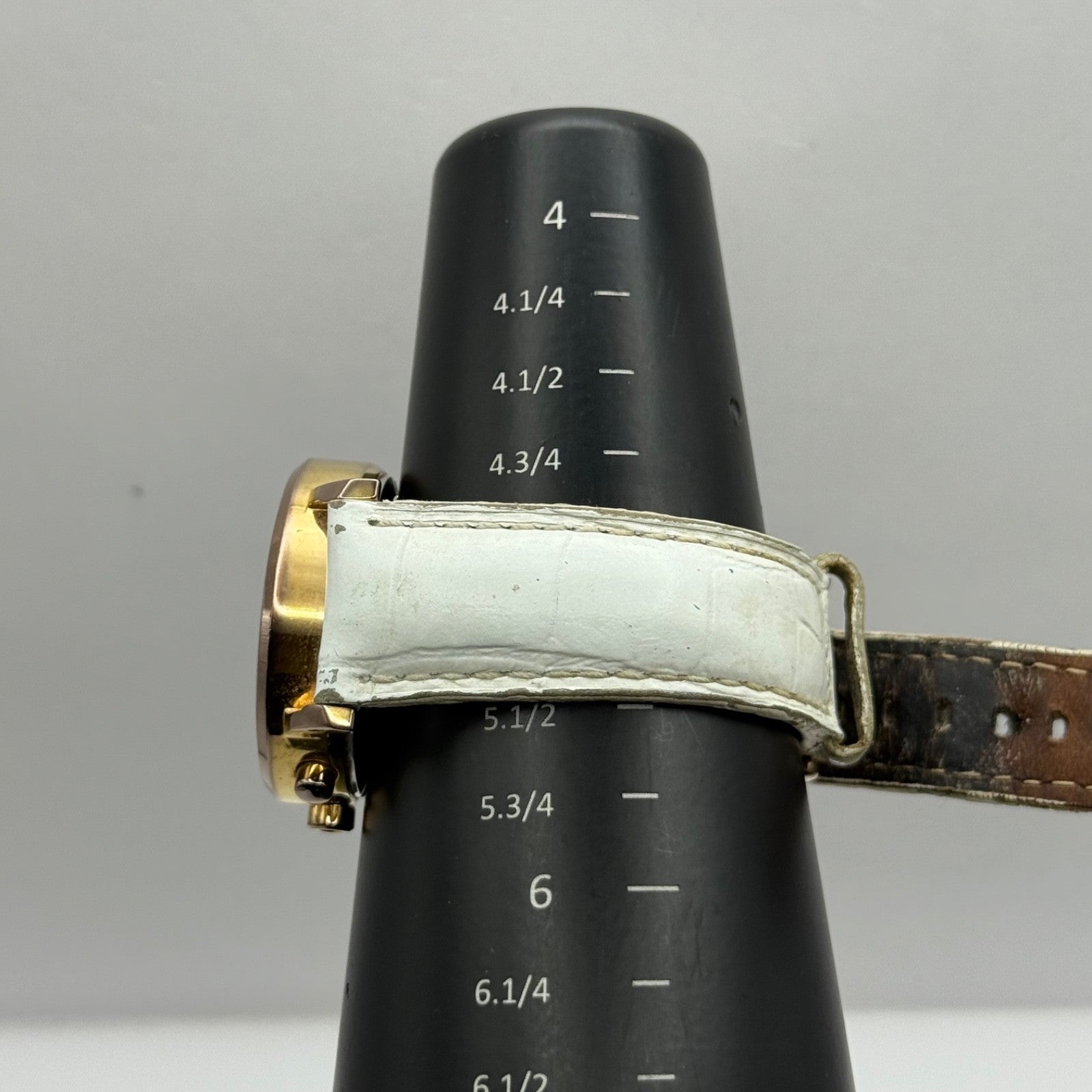 DKNY Chronograph Watch Mother Of Pearl Quartz Leather NY-4578 Date Dial 36mm