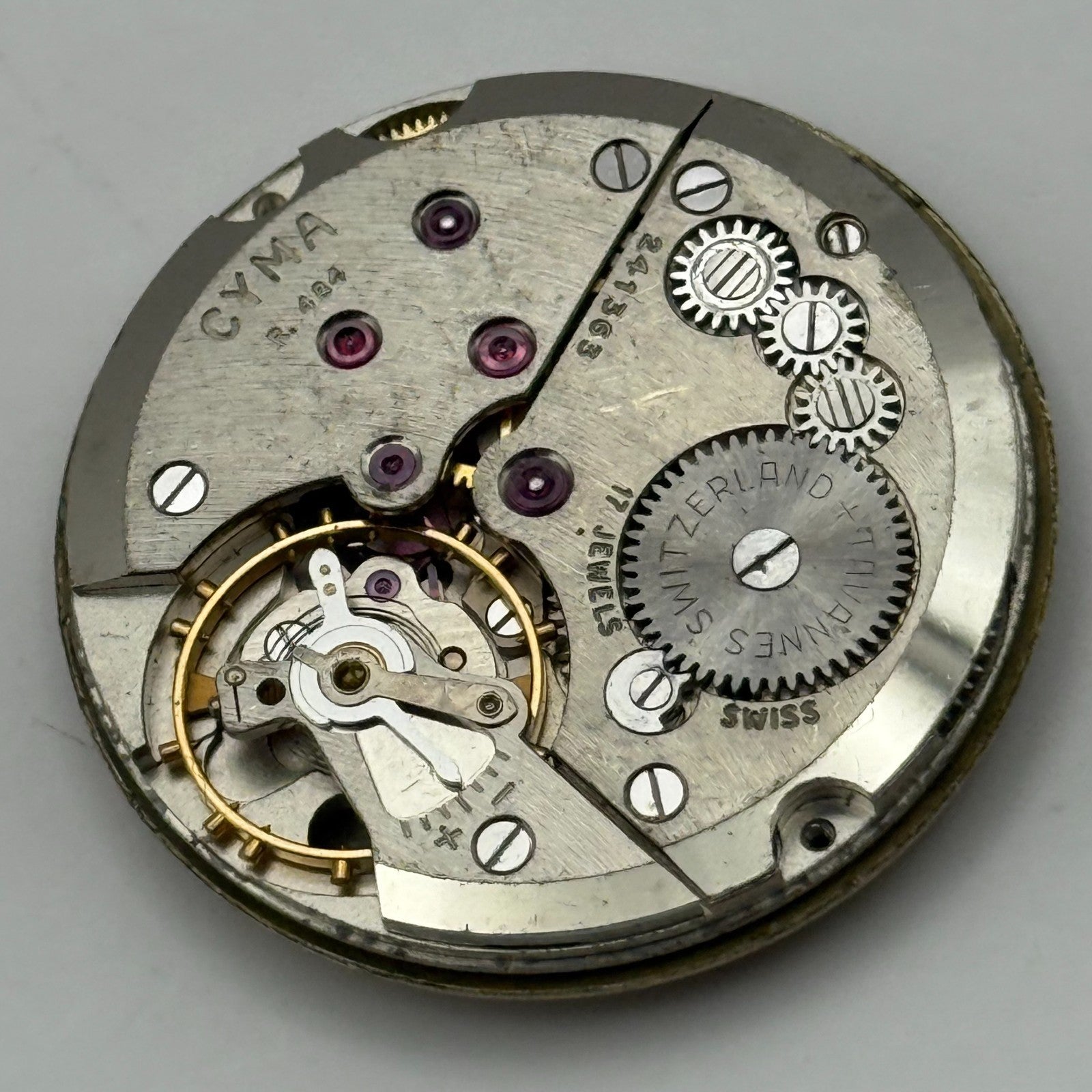 Cyma R. 484 Watch Movement Manual Wind Vintage Swiss 17 Jewels Parts 28.2mm