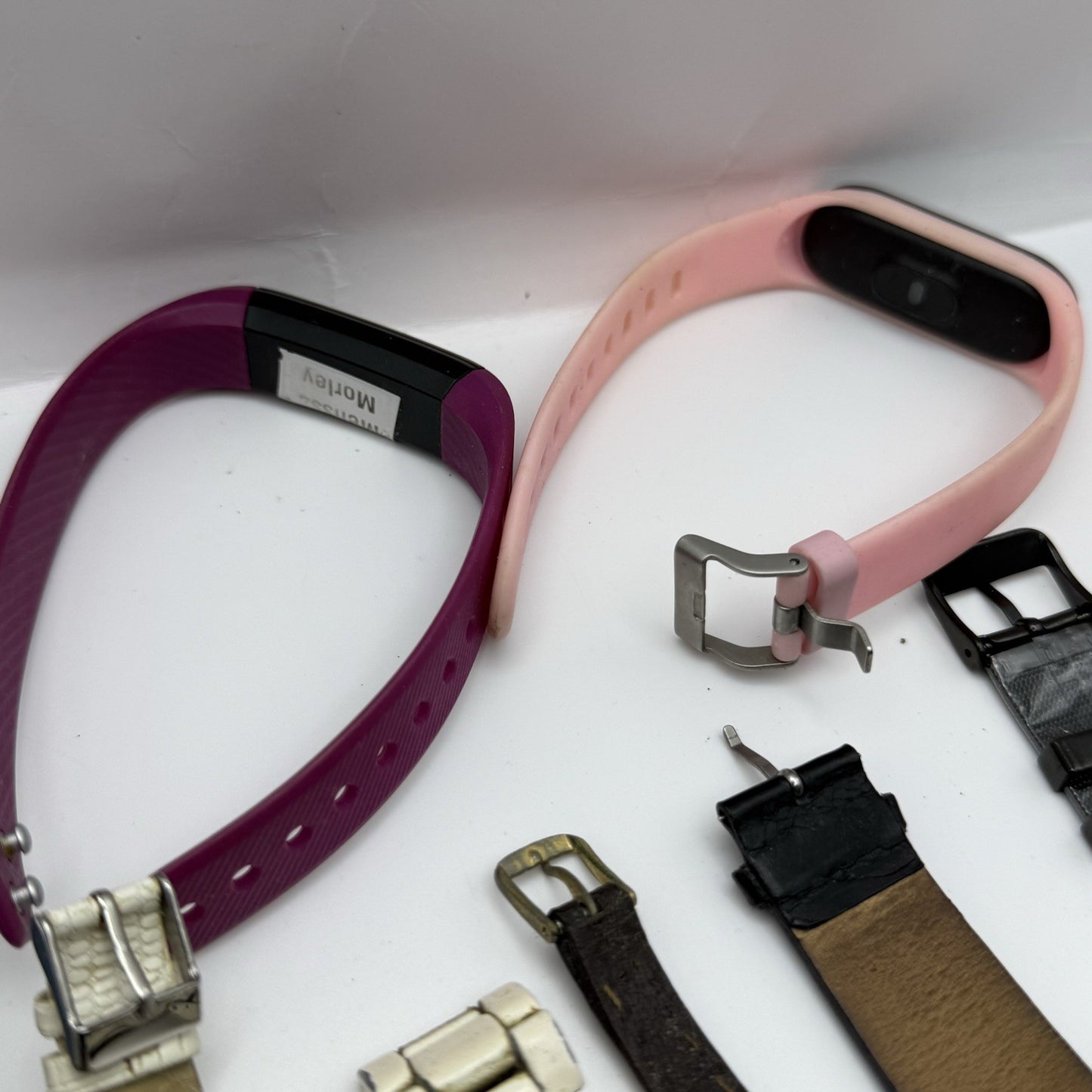 Bundle Of 16 Quartz Watches Modern / Vintage Untested Parts / Repair / Crafts