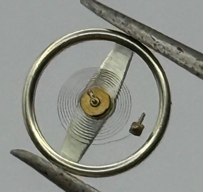 RL 8013 Balance Wheel Complete And Spring  8¾’’’ 1458 M Watch Movement Parts NOS