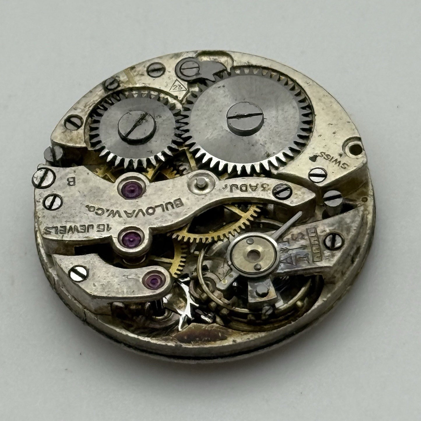 23.7mm Rare Vintage Bulova 23 Manual Wind Swiss Watch Movement PARTS REPAIR