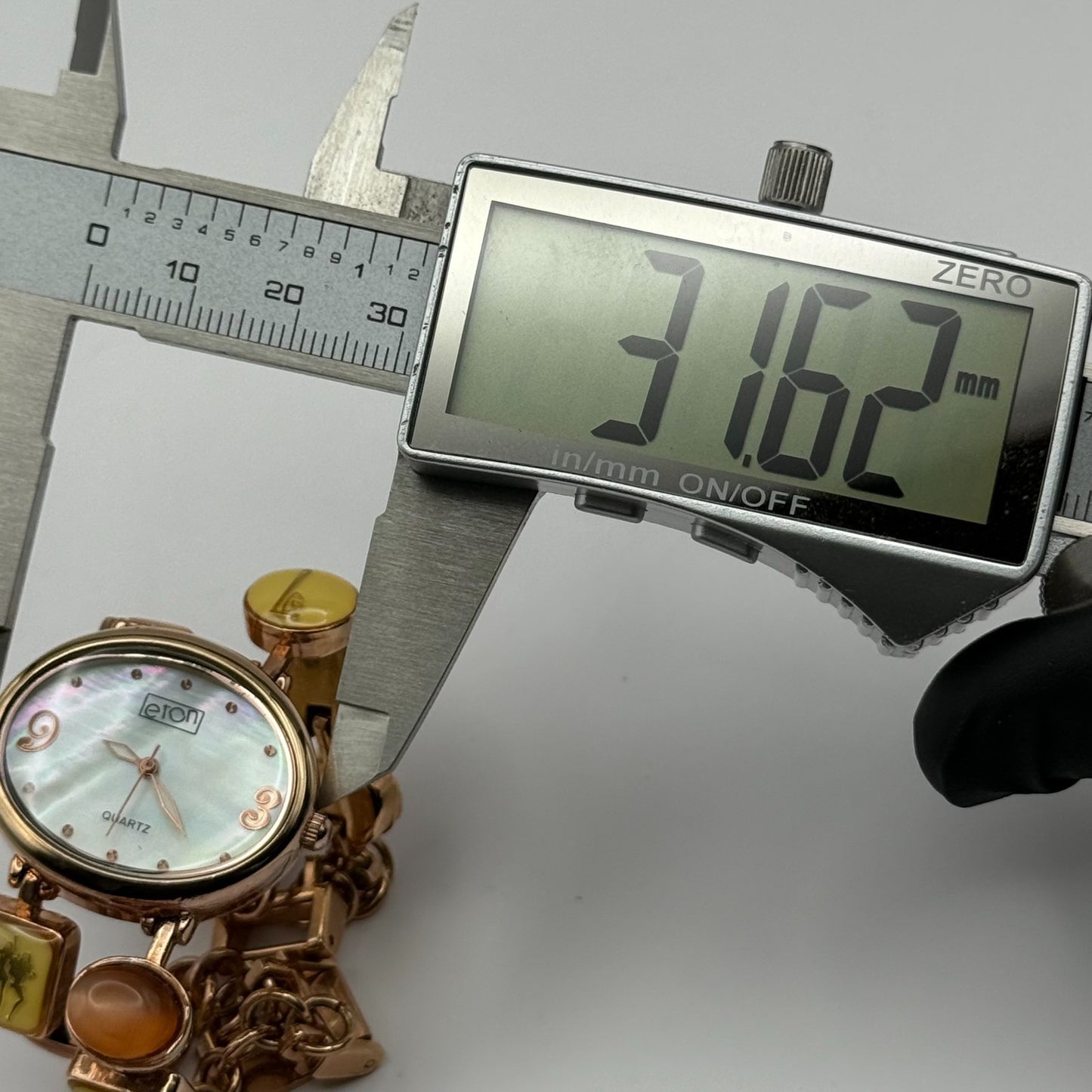 Eton Ladies Quartz Watch Mother of Pearl Rose Gold Tone Bracelet Working 31mm