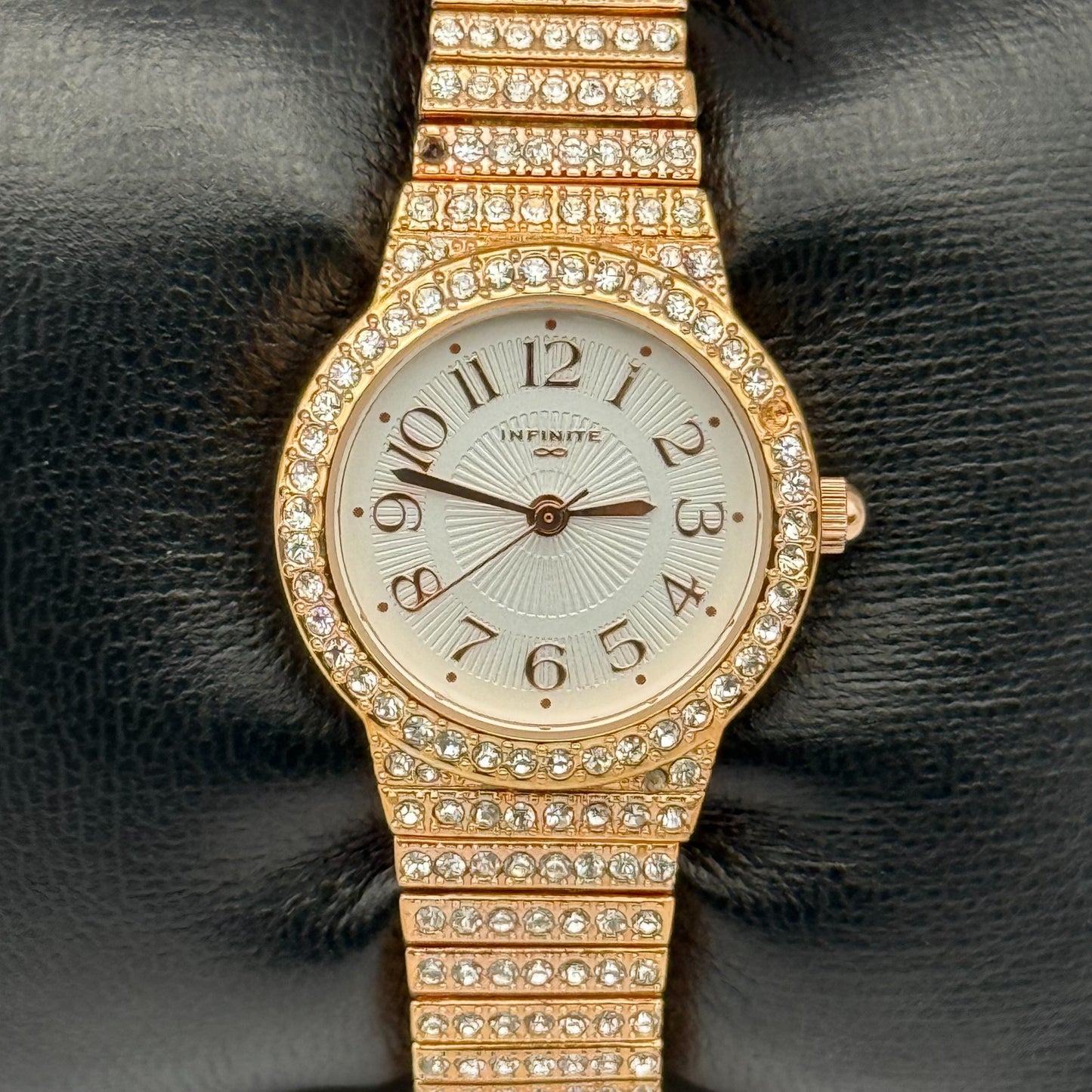 Infinite Ladies Quartz Watch Gold Tone Crystal Accents Bracelet Working 25mm