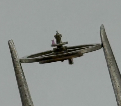 EB 1333 Balance Wheel Complete And Spring 8¾’’’ 118 Watch Movement Parts NOS