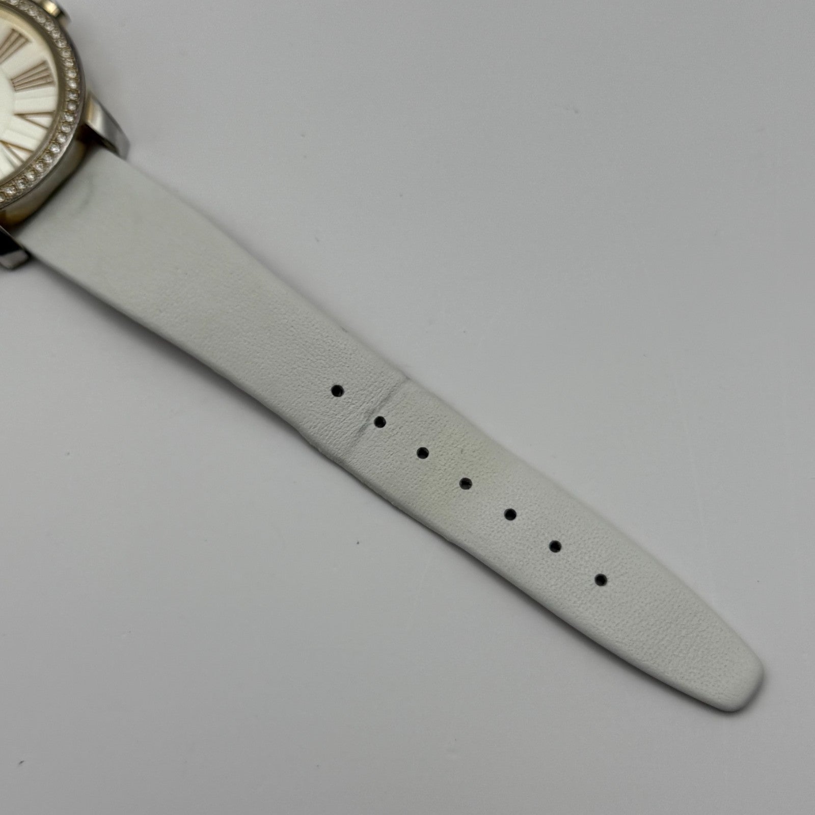 Redherring Ladies Quartz Watch Crystal Accents White Leather Strap Working 37mm