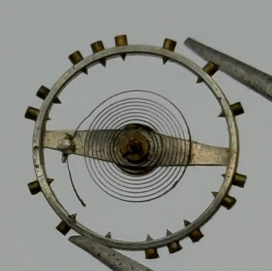 FEF 30 Balance Complete 13''' Renata 166 Watch Movement Parts Vintage Damaged