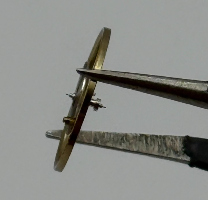 c.603 Balance Wheel Complete And Spring 10½’’’ Watch Movement Parts NOS