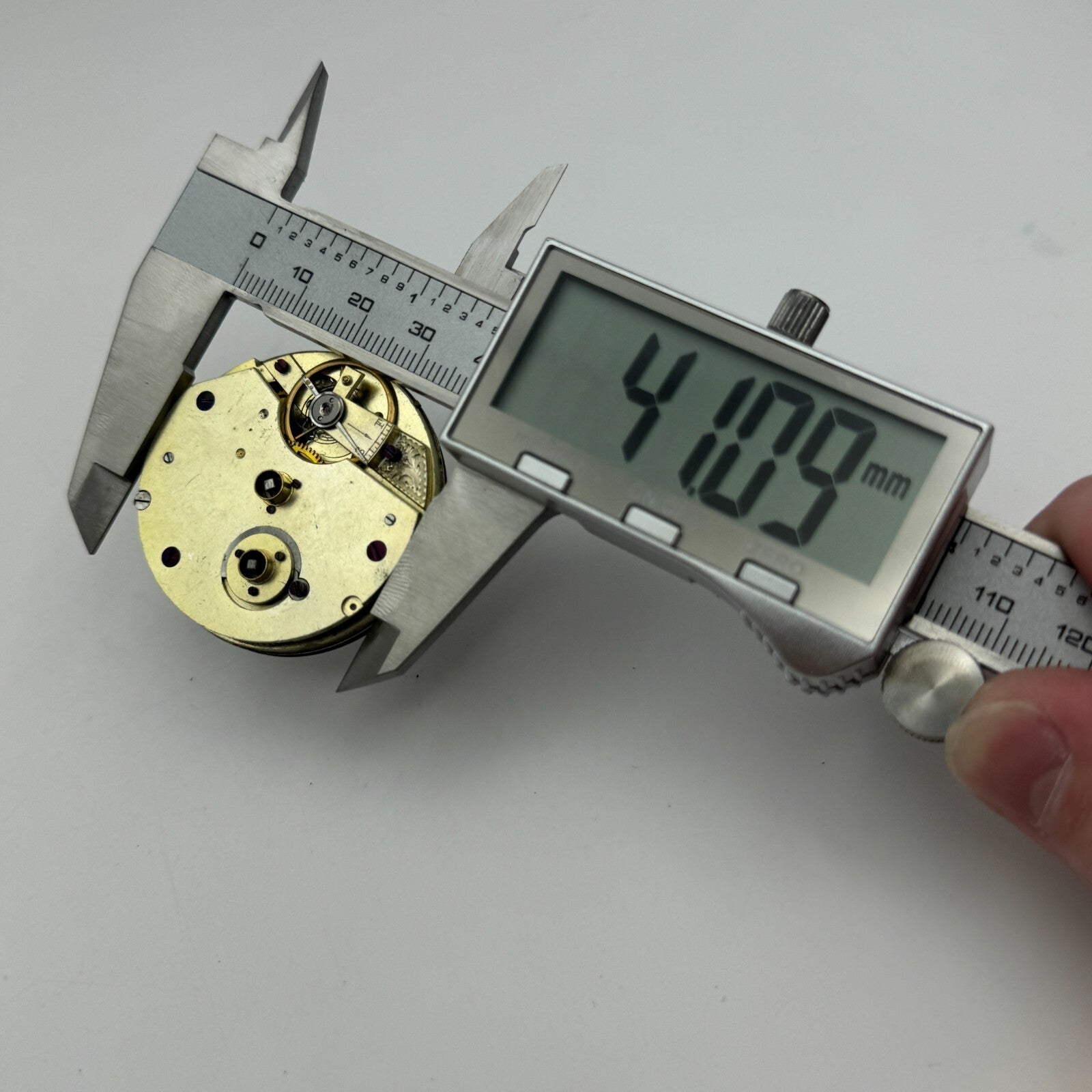 42.7mm Antique Kendal & Dent Key Wound Pocket Watch Movement PARTS REPAIR SPARES