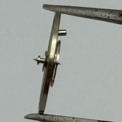 FHF 81 Balance Wheel Complete And Spring 10 1/2’’’ 1503 M Watch Movement Parts