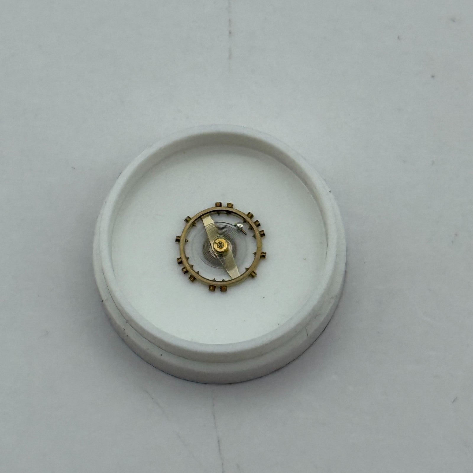 FHF 159 Balance Wheel Complete And Spring 3-10''' 190 M Watch Movement Parts
