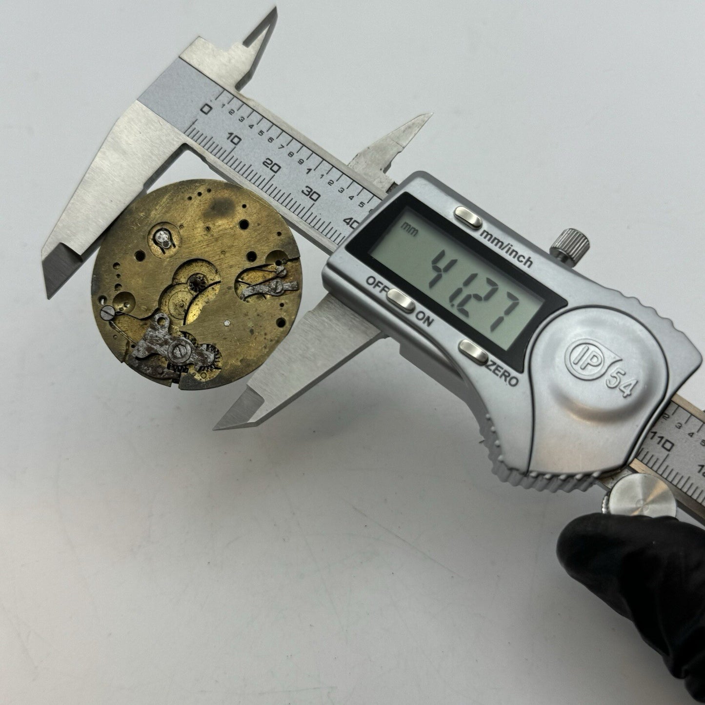 41.2mm Unidentified Swiss Antique Pocket Watch Movement FOR PARTS