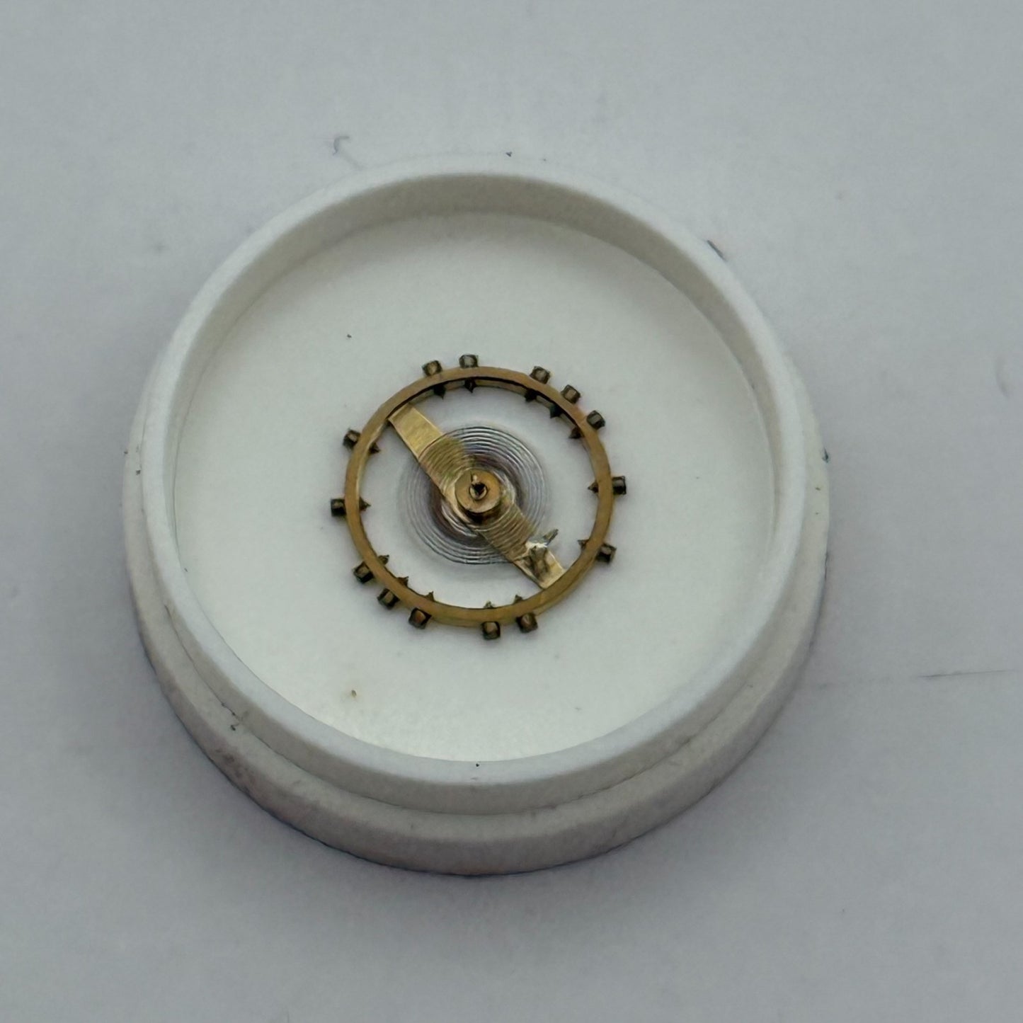 Felsa 107 Balance Complete 8¾’’’ Renata 692 Watch Movement Parts Vintage NOS