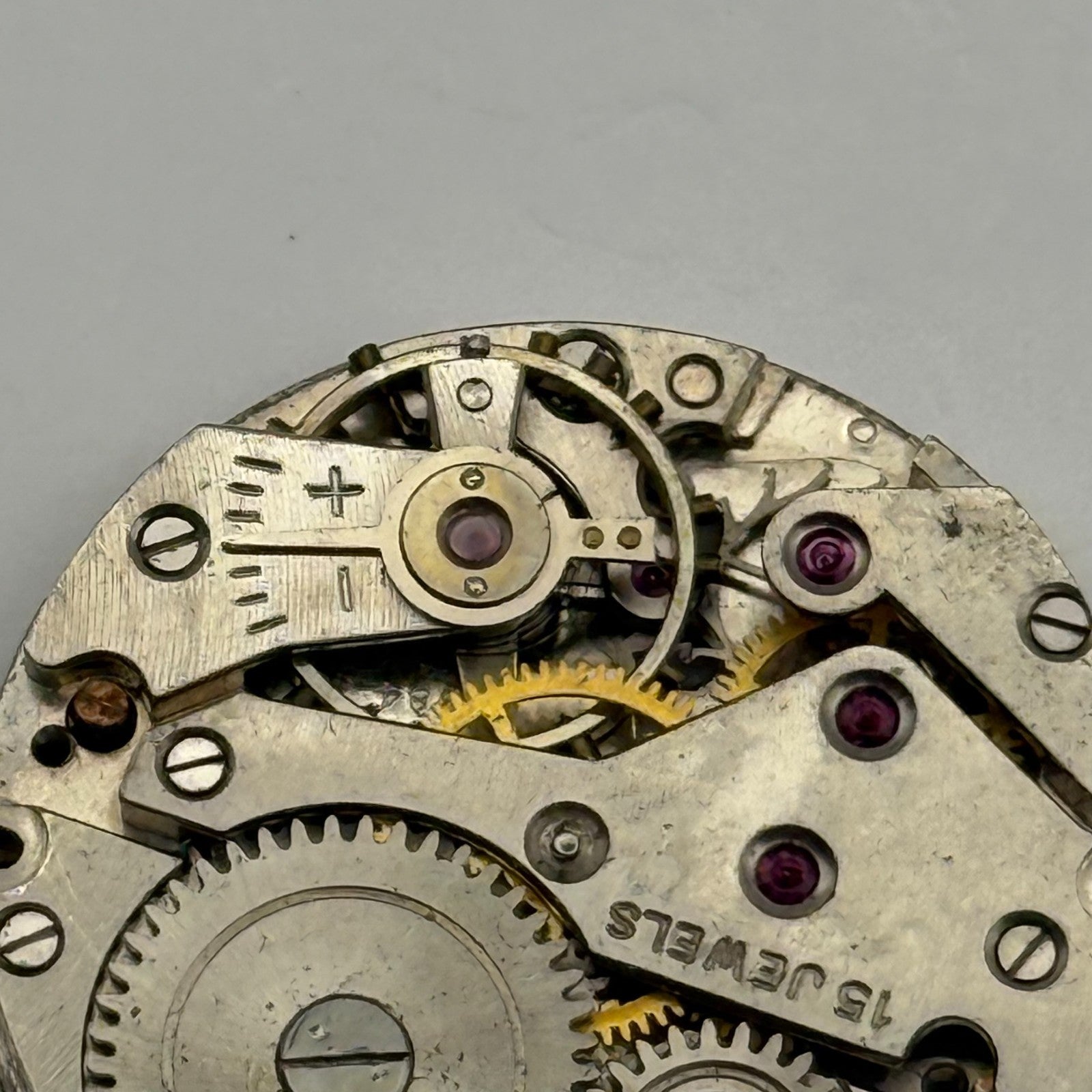 AS 984 Watch Movement Avia Manual Wind Vintage Swiss 15 Jewels Parts 23.4mm