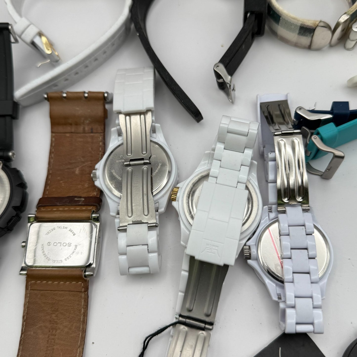 Bundle Of 15 Quartz Watches Job Lot Modern / Vintage Untested Parts / Repair