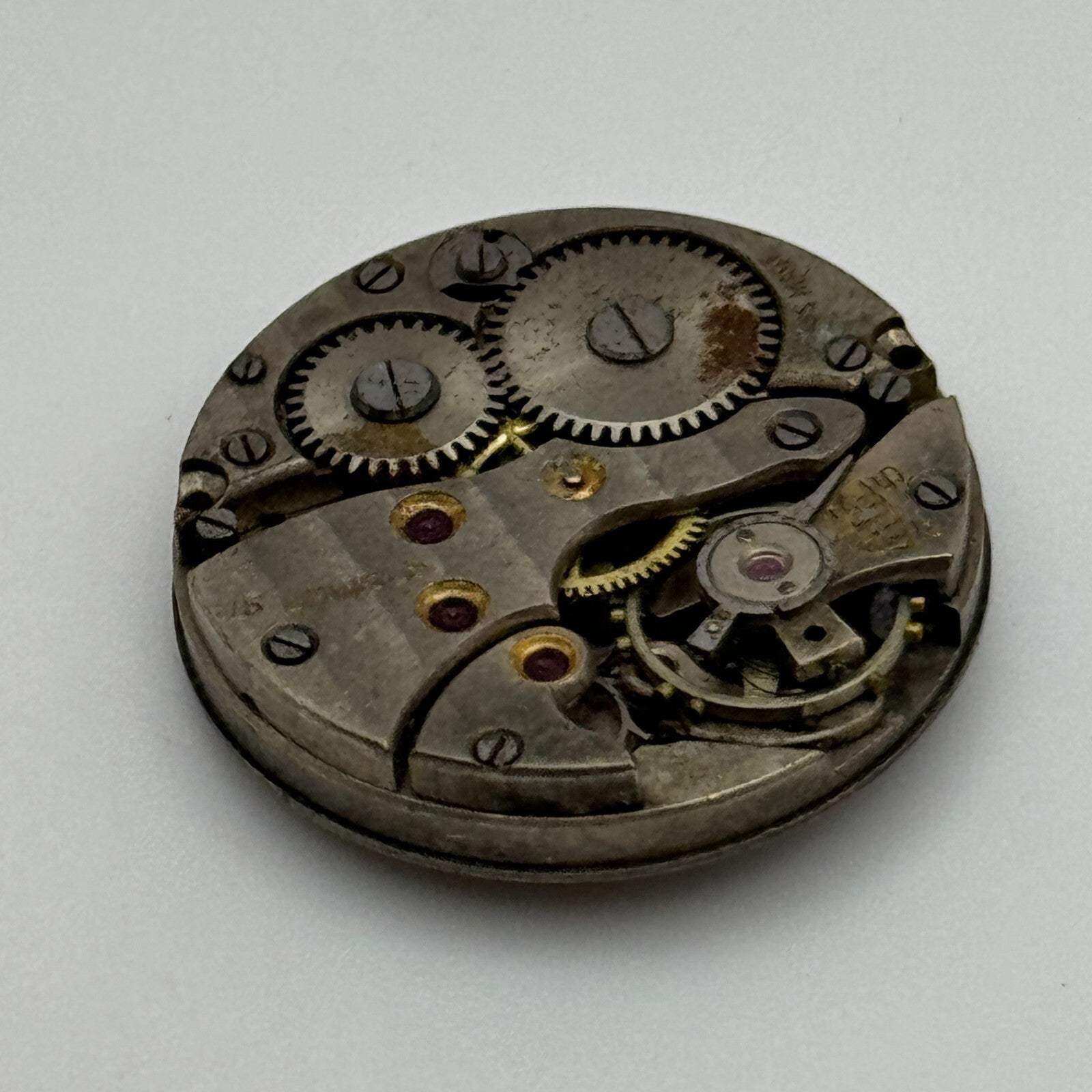 23.6mm Unidentified 15 Jewels Manual Wind Watch Movement Swiss Vintage PARTS