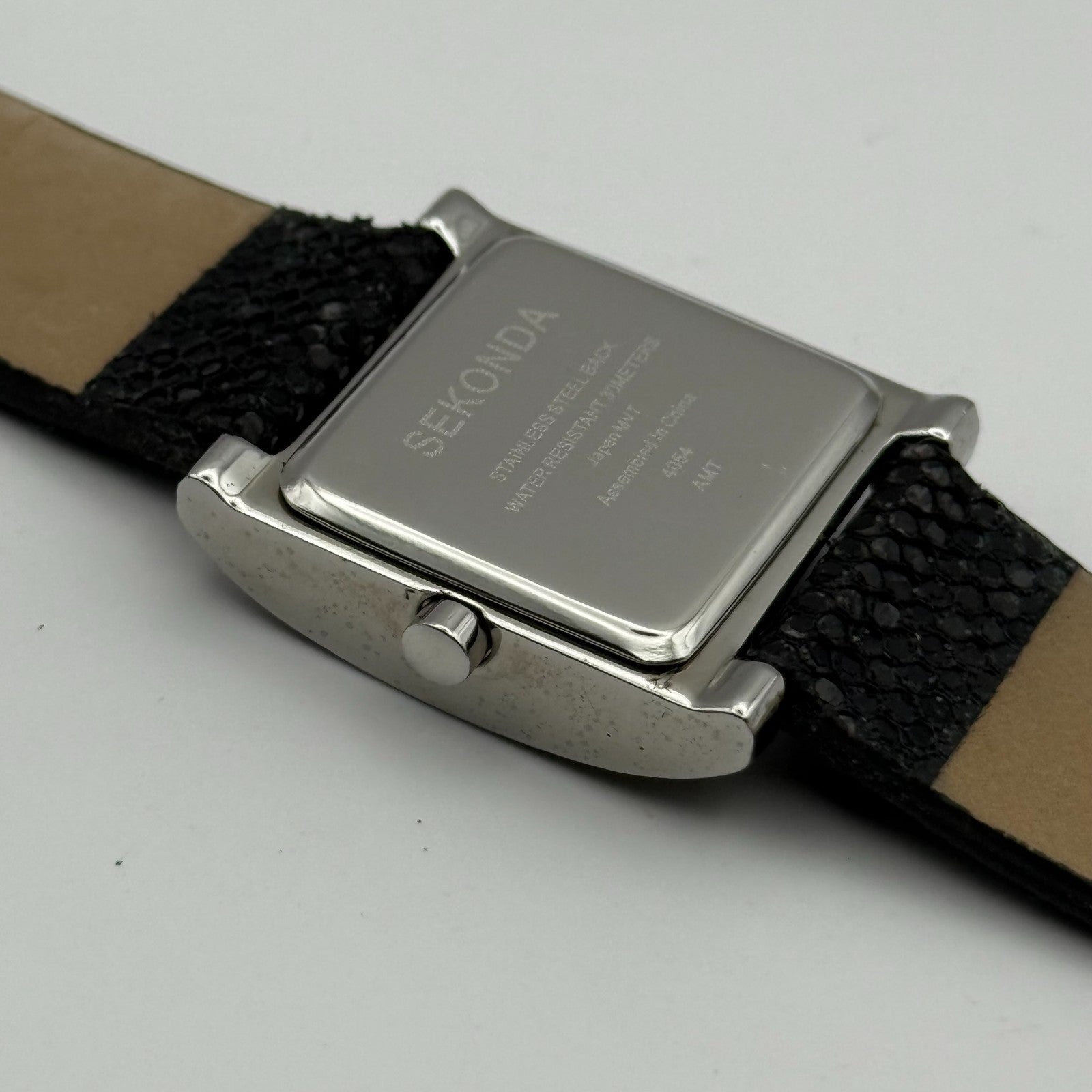 Sekonda Ladies Quartz Watch Black Dial Crystal Accents Bezel Japan Working 25mm