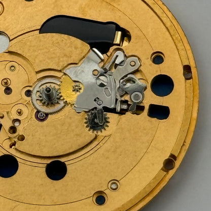 ETA 955.112 Quartz Watch Movement 7 Jewels Swiss Vintage Parts Repair 26.1mm