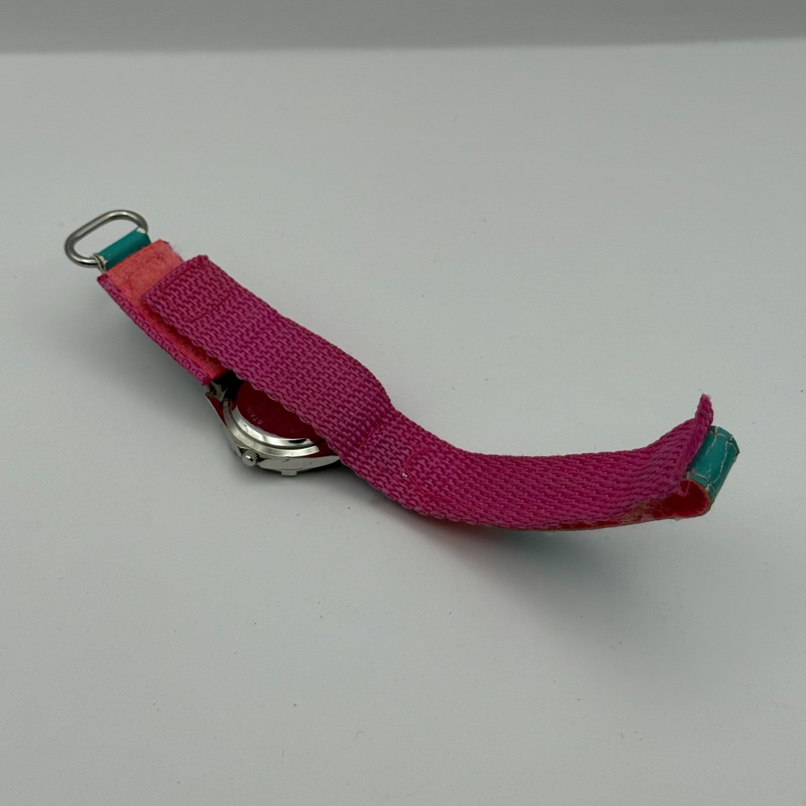 Kids Quartz Watch Blue Butterfly Design Hook & Loop Strap Working 33mm