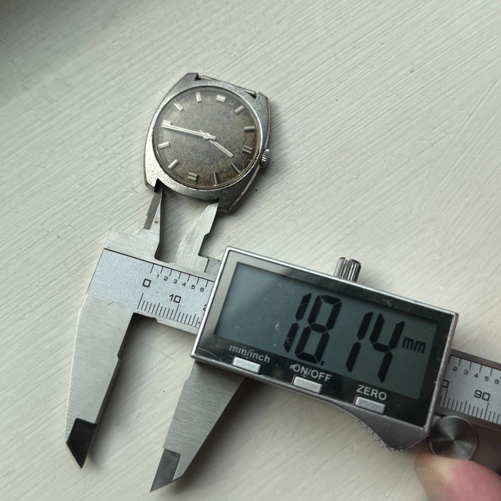 33mm Men's Vintage Peseux 7040 Rennie 17 Jewels Manual Wind Watch PARTS REPAIR