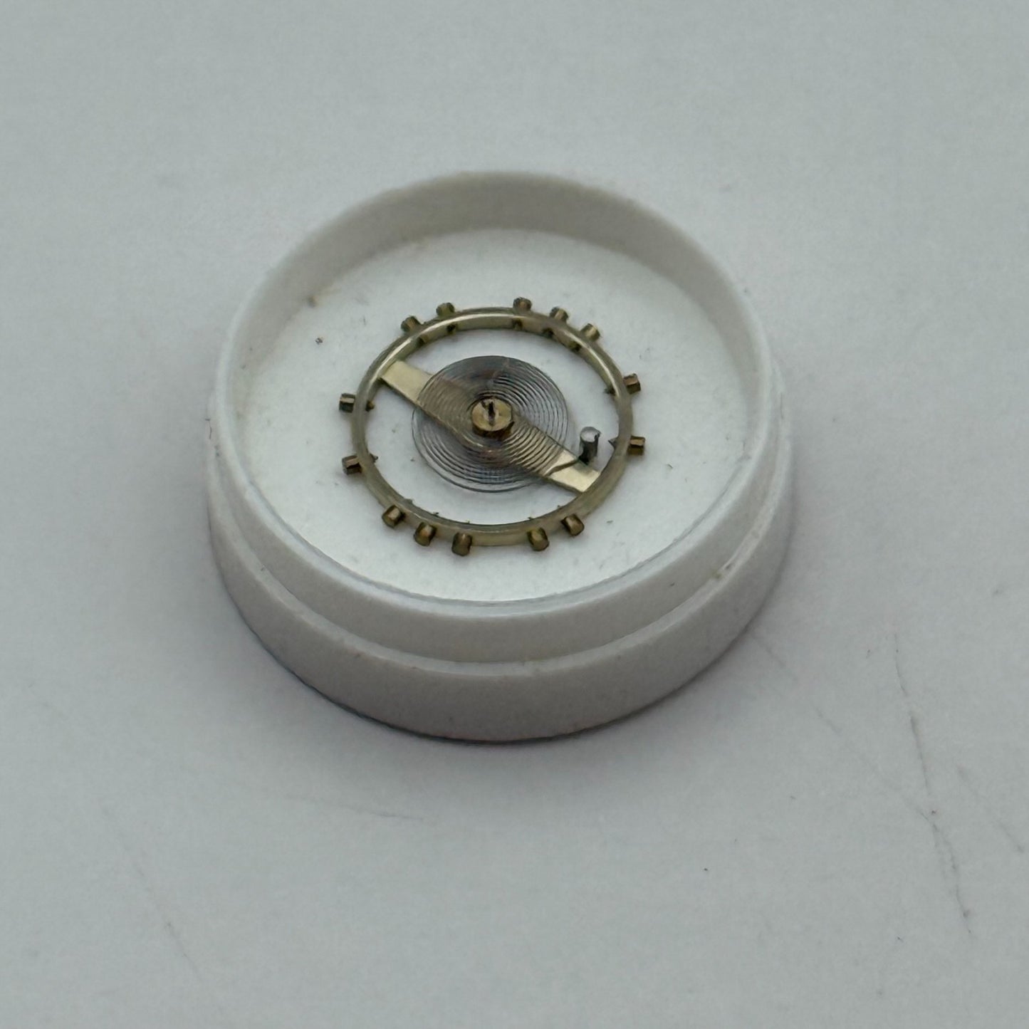 ETA 1080 Balance Wheel Complete And Spring 10 1/2''' 156 M Watch Movement Parts 