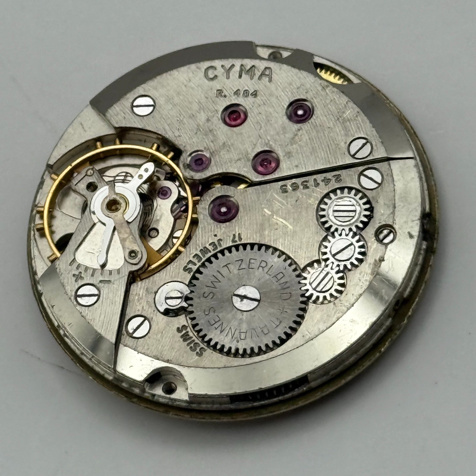 Cyma R. 484 Watch Movement Manual Wind Vintage Swiss 17 Jewels Parts 28.2mm