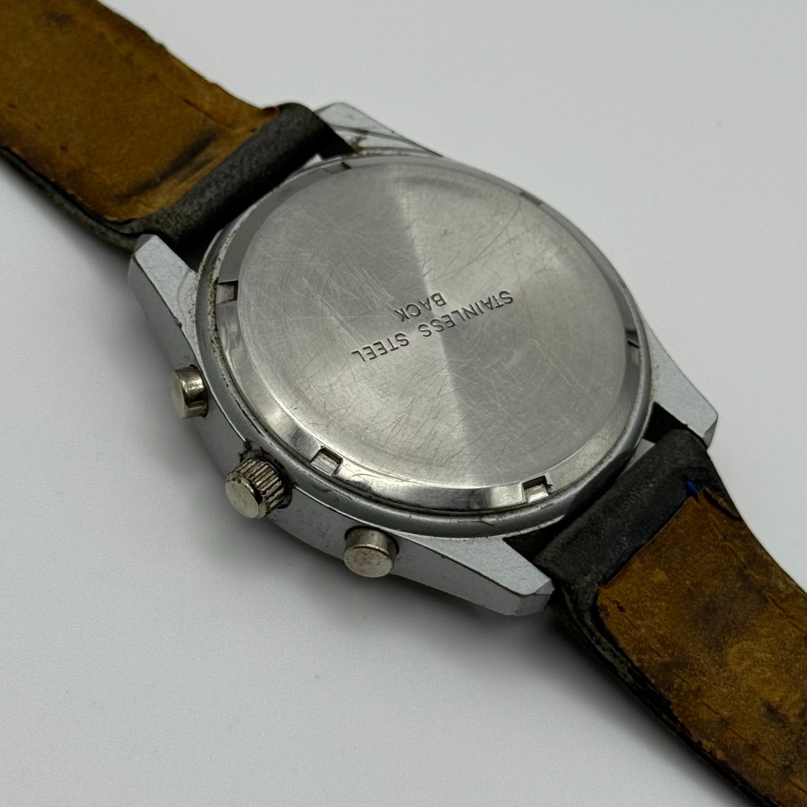 Limit Men's Chronograph Quartz Watch Subdial 38mm Working To REPAIR