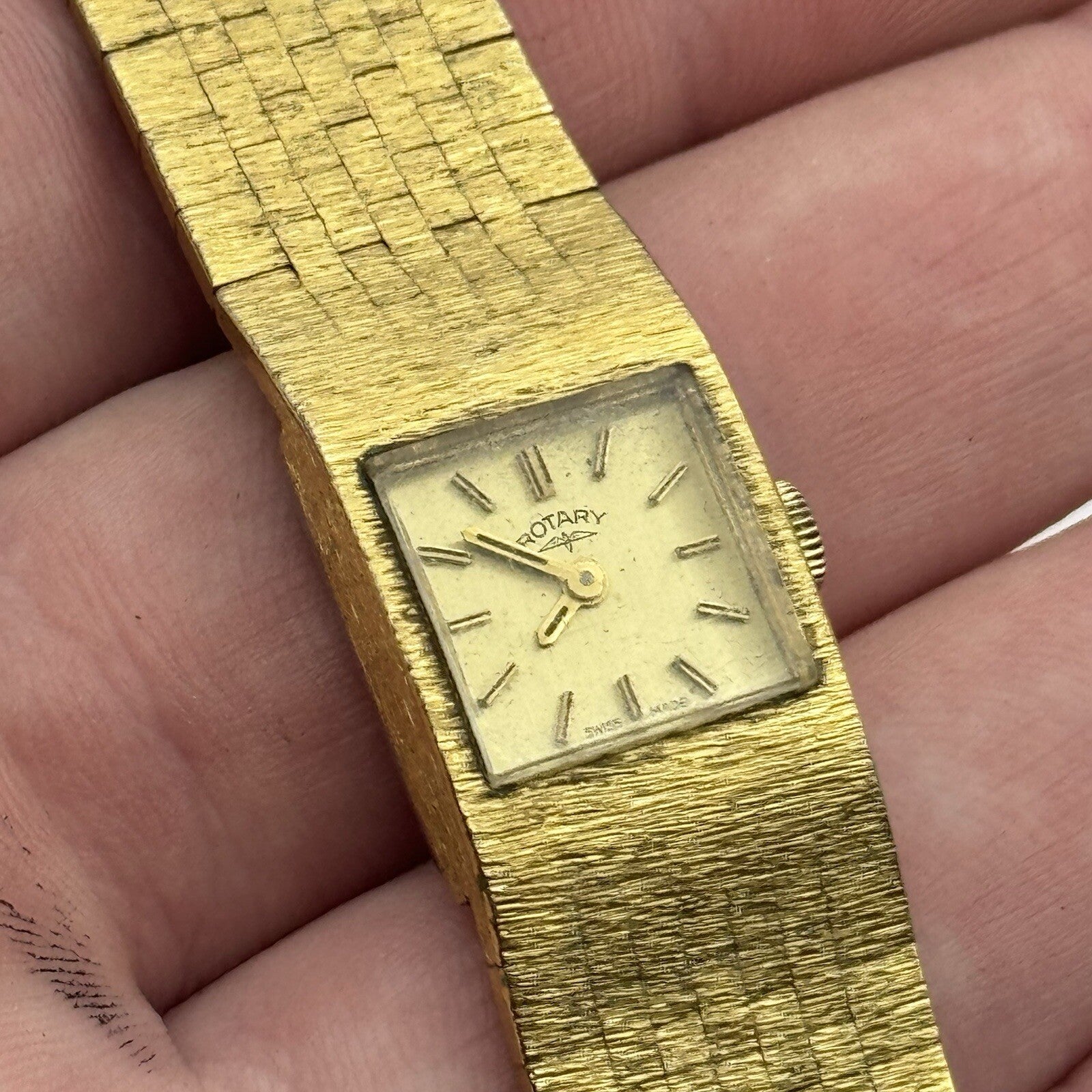 15mm WORKING Ladies Rotary Gold Plated Bark Affect Watch Manual Wind Vintage