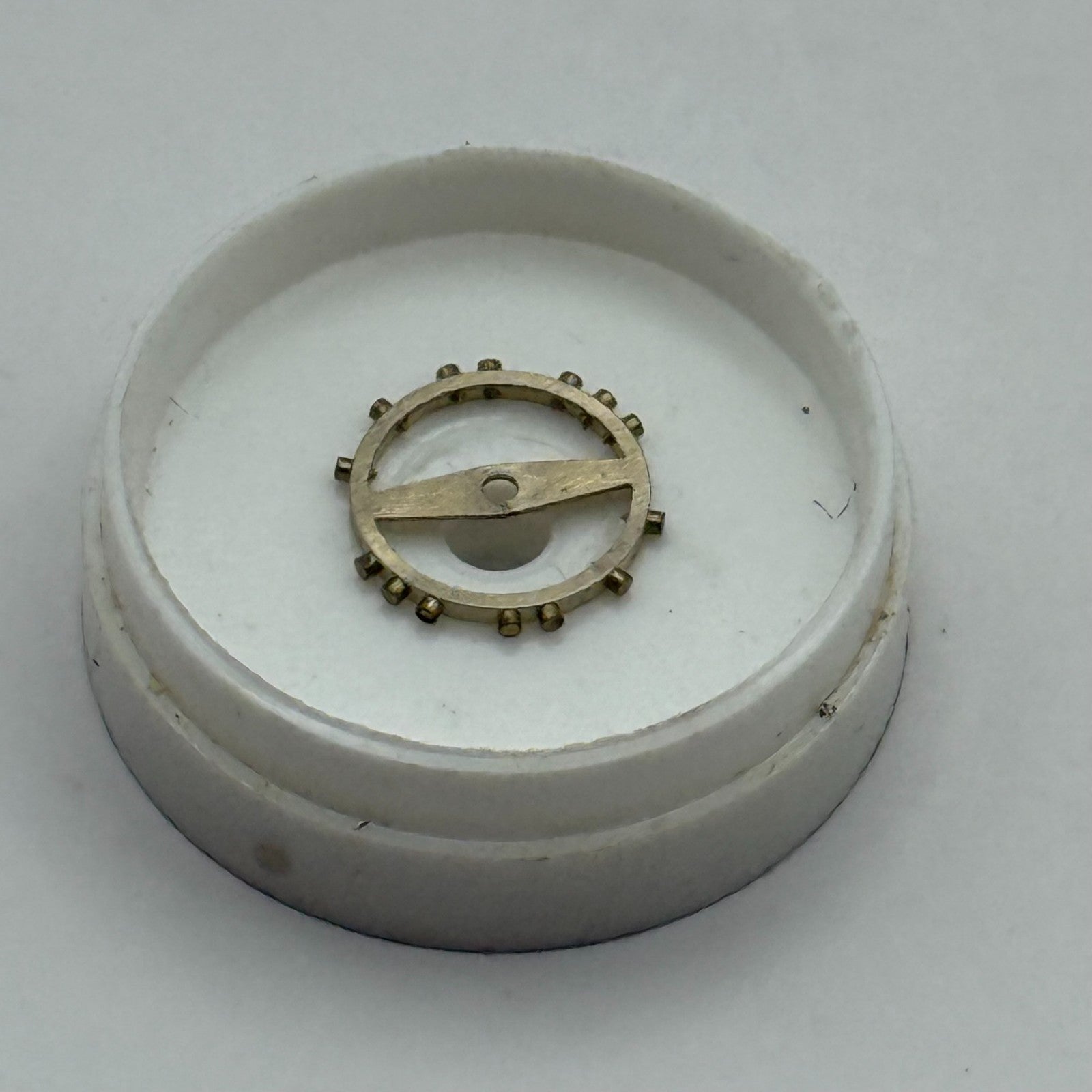 ETA 761 1201 Balance Complete Renata 145 Watch Movement Parts Vintage DAMAGED
