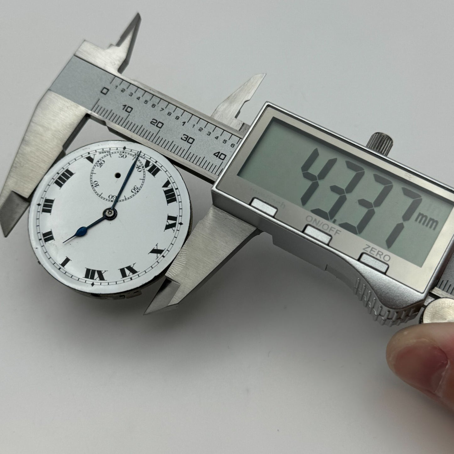 43.3mm Unidentified Open Face Swiss Balance Ok Pocket Watch Movement PARTS