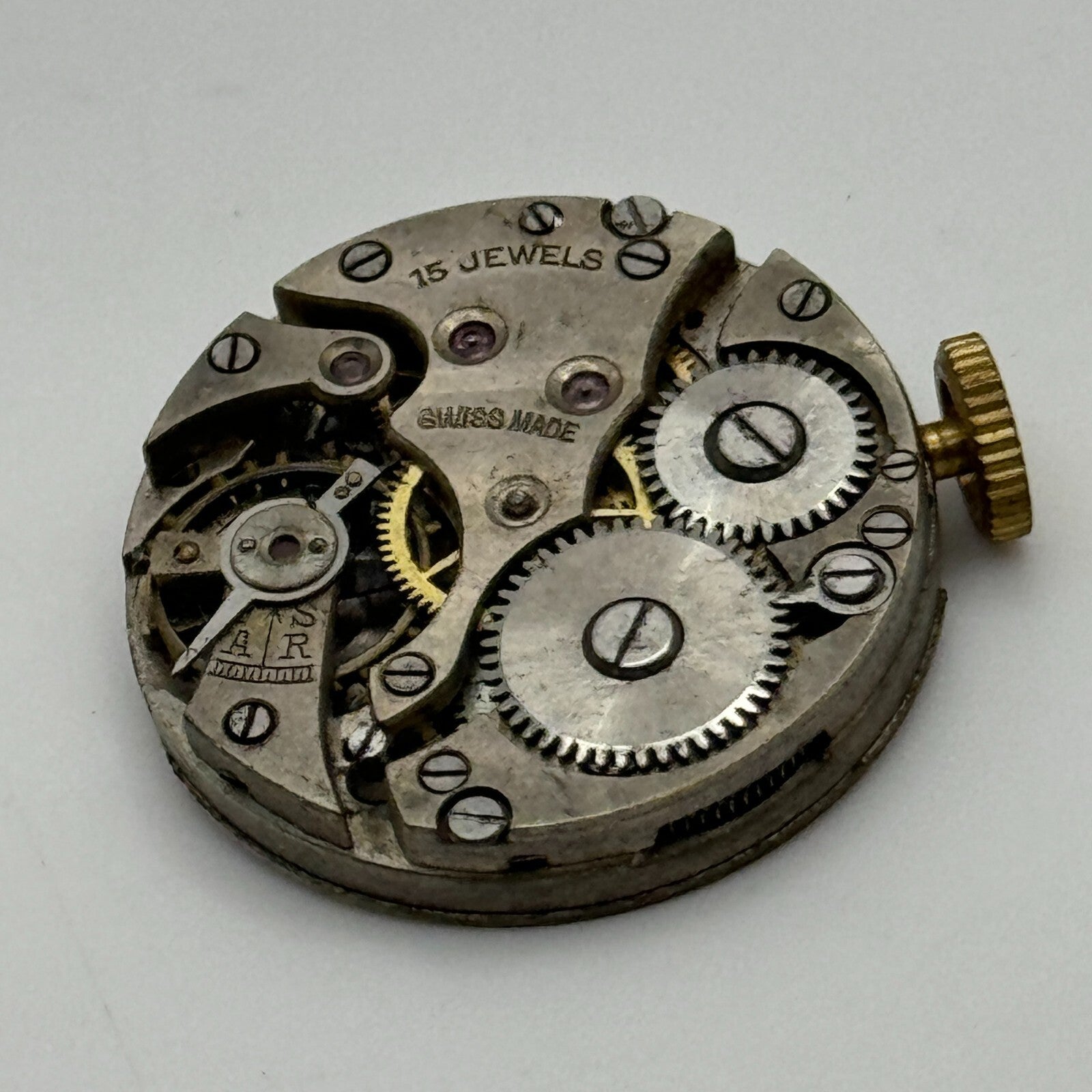 23.6mm Unidentified 15 Jewels Manual Wind Watch Movement Swiss Vintage PARTS