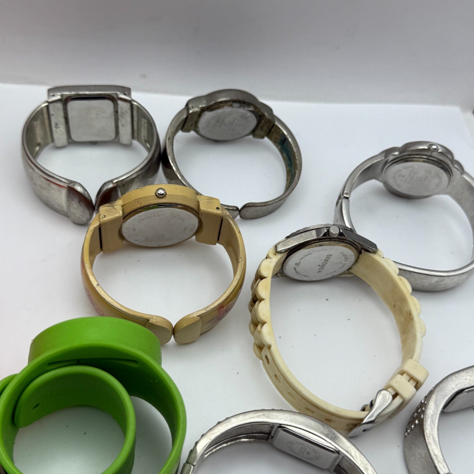 Large Bundle Of Vintage / Modern Quartz Watches Joblot UNTESTED PARTS REPAIR