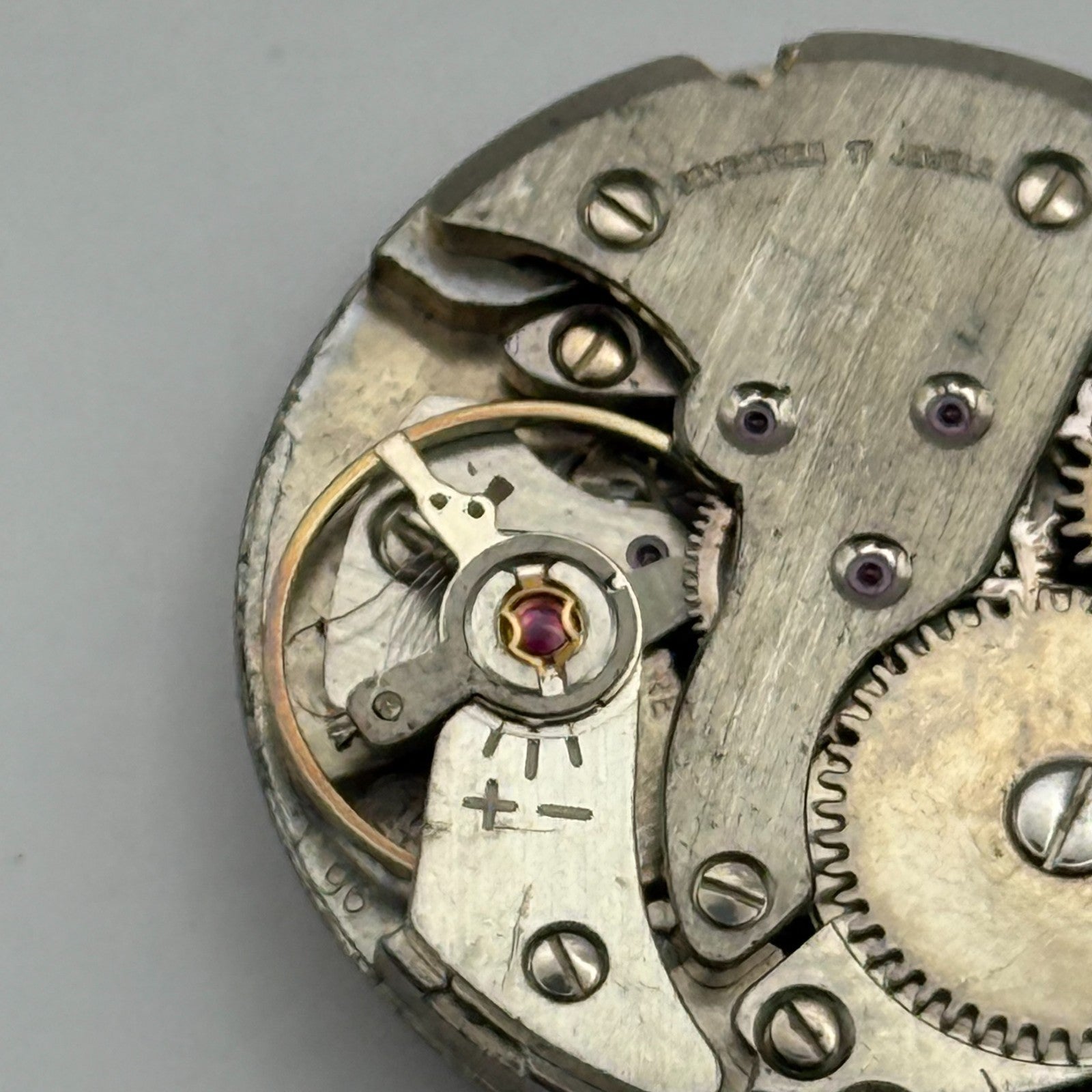 FHF ST 96 Watch Movement Avia Manual Wind Vintage Swiss Parts Repair 25.9mm