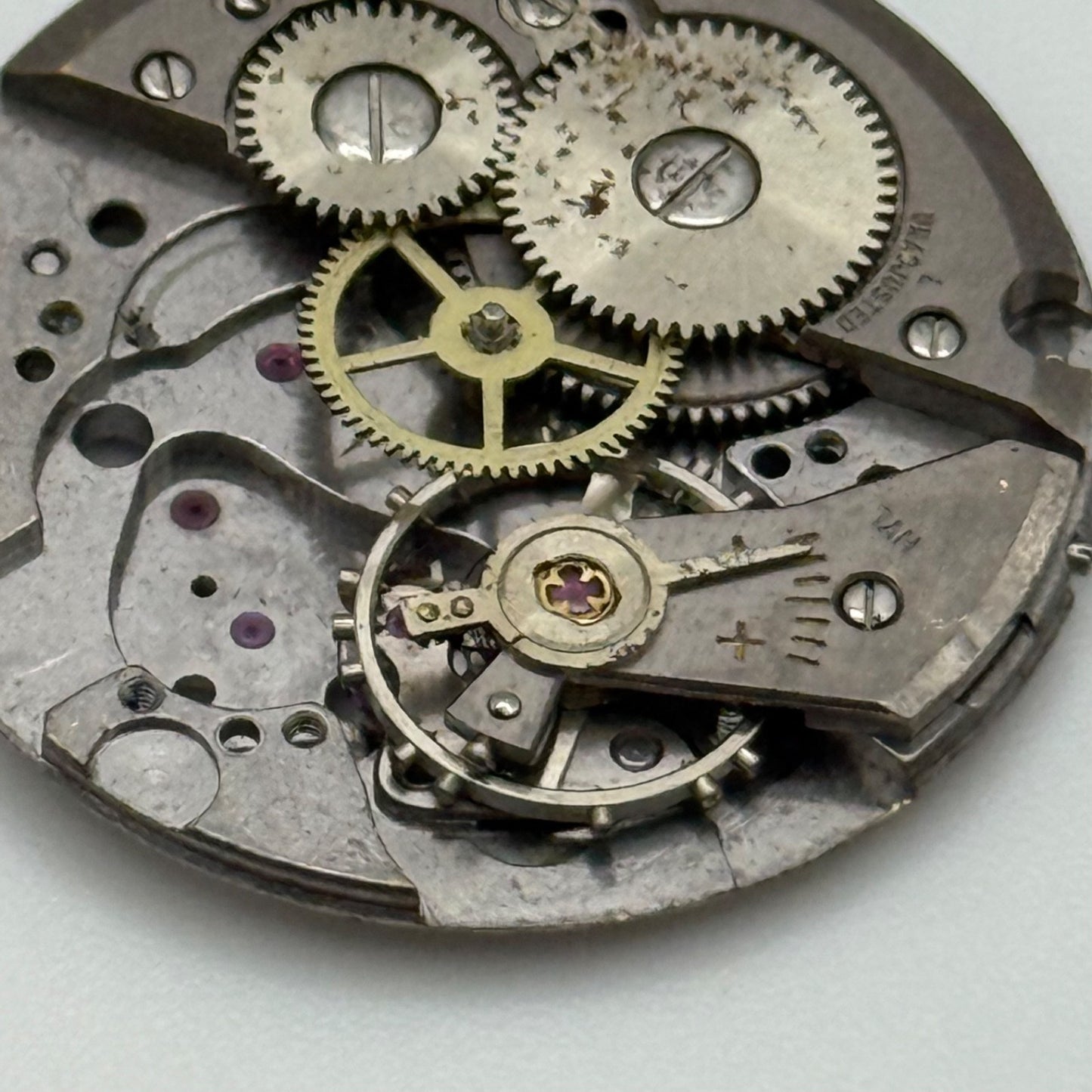 AS 1200 Watch Movement Manual Wind Vintage Swiss Made For Parts Or Repair 25.9mm