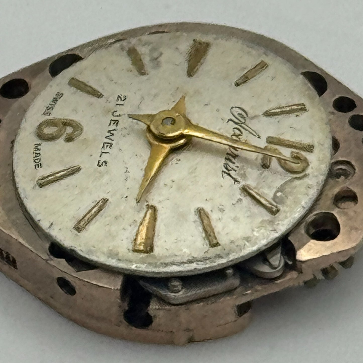 15.3mm Ladies Accurist FHF 60 Manual Wind Watch Movement Swiss Vintage PARTS