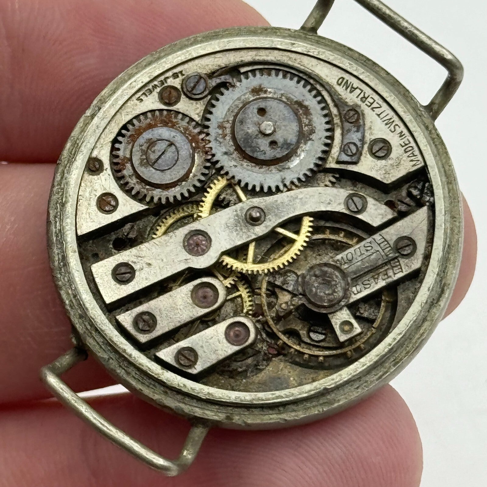 33.6mm Unidentified 15 Jewels Men's Trench Watch Movement Manual Wind PARTS