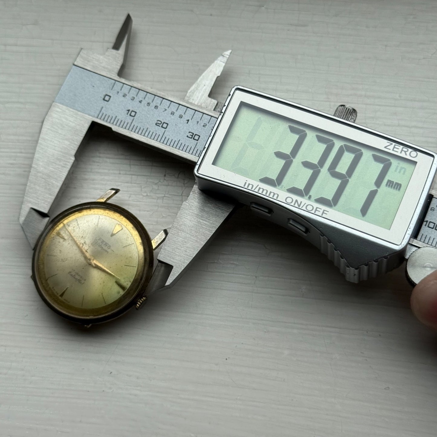 33mm Vintage Fero Feldmann 17 Jewels Extra Flat Manual Wind Watch PARTS / REPAIR