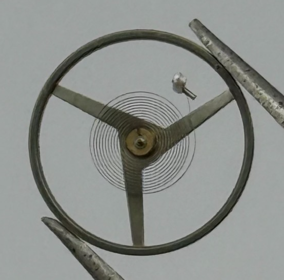 FHF 81 Balance Wheel Complete And Spring 10 1/2’’’ 1503 M Watch Movement Parts