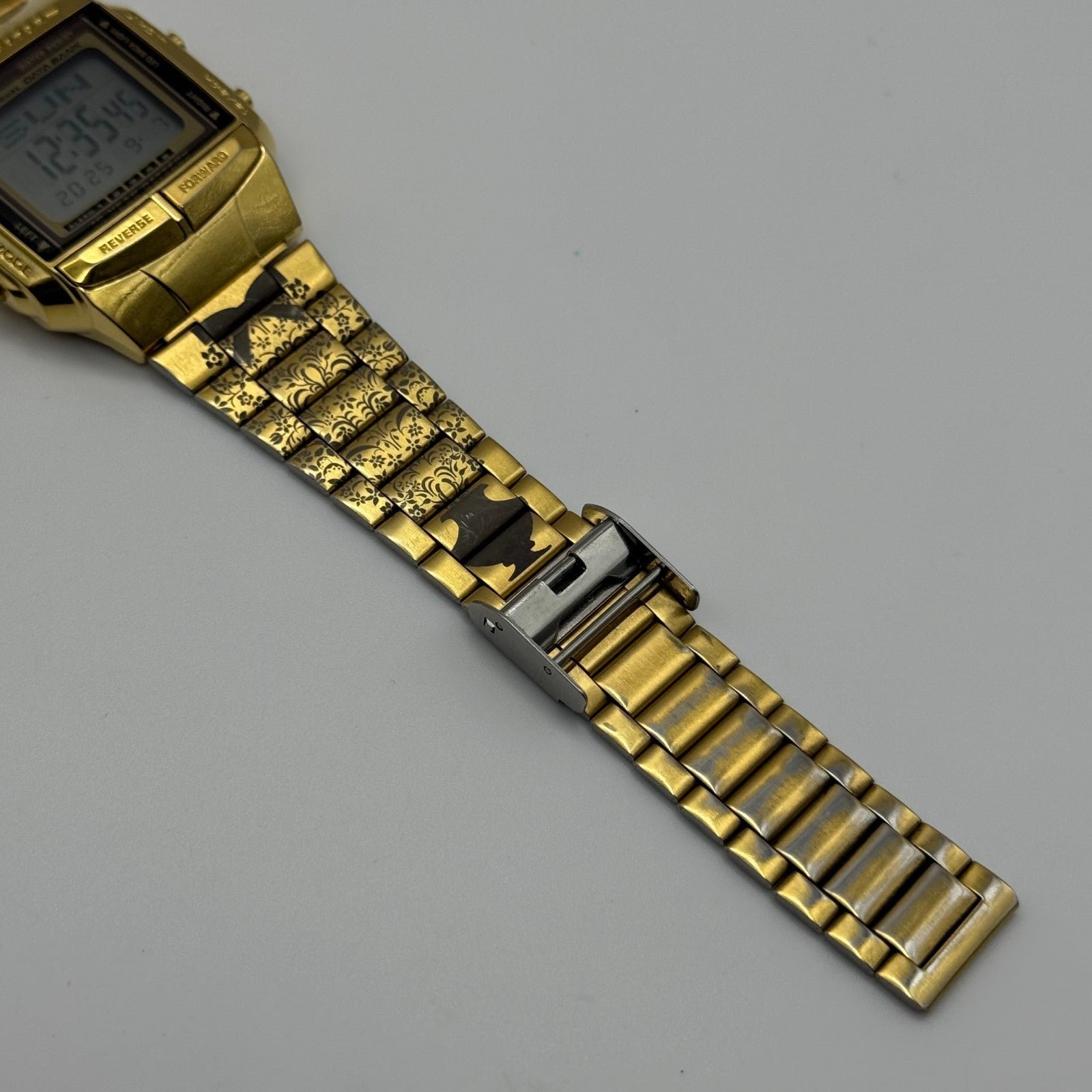 Casio Men’s Illuminator Quartz Watch Data Bank Dual Time Gold Tone Working 35mm