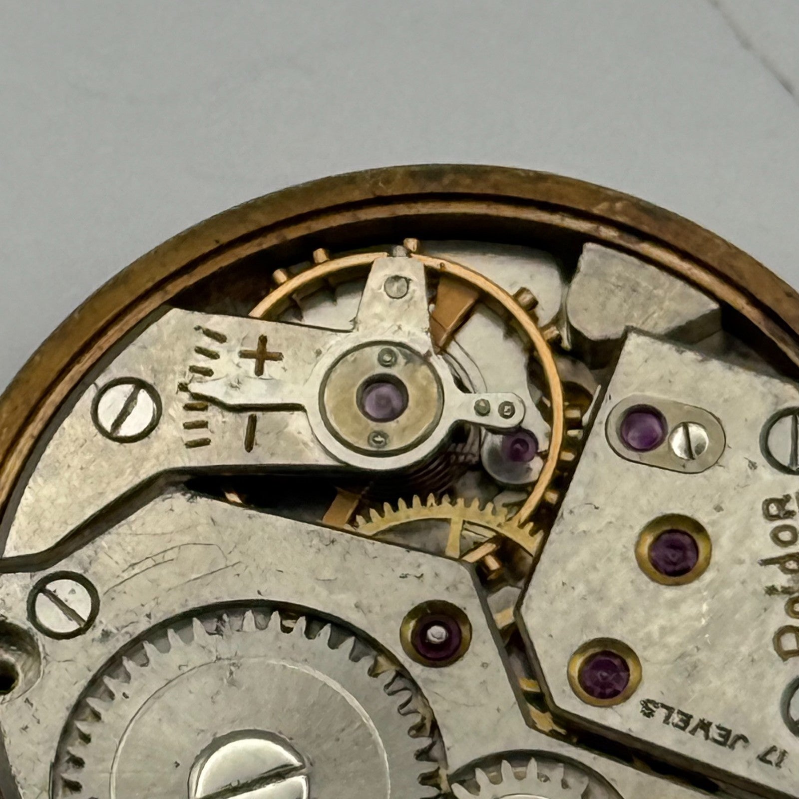 FHF 70 Watch Movement Roldor Manual Wind Vintage Swiss 17 Jewels Parts 27.1mm