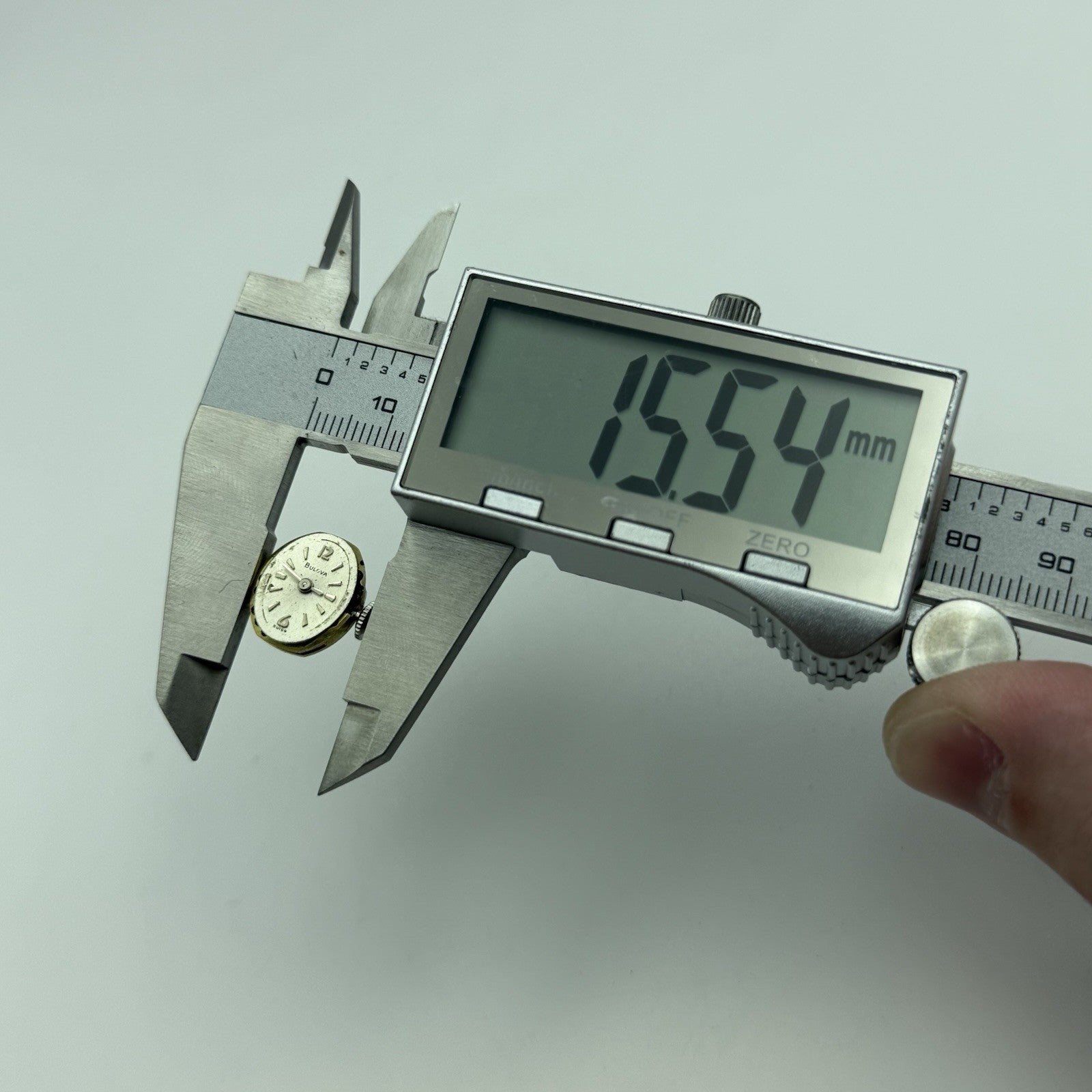 13.2mm Vintage Ladies Bulova 5BD Manual Wind Swiss Watch Movement PARTS REPAIR