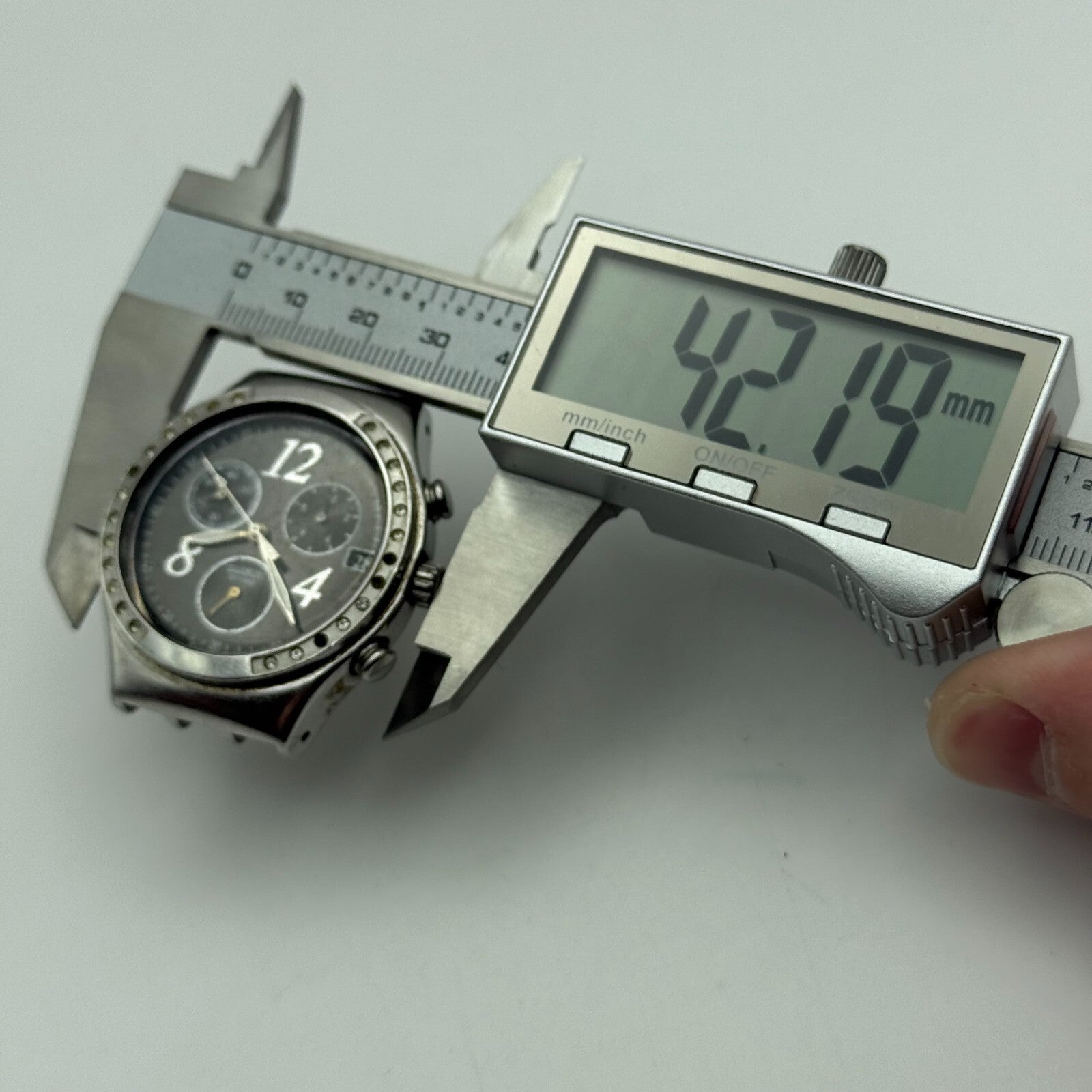 39mm Vintage 2006 Swatch Dreamnight Swiss YCS485GC Chronograph Watch UNTESTED