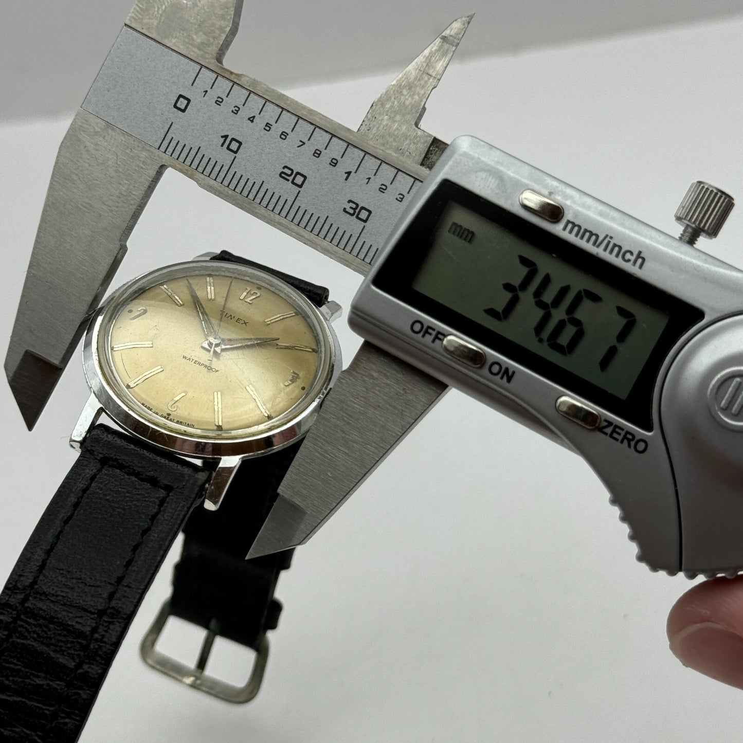 34mm Men’s Vintage Timex GB Made Waterproof Dustproof Aluminium Watch PARTS