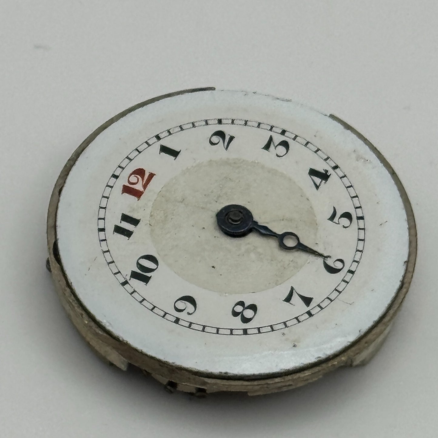 23.7mm Unidentified Porcelain Bullseye Dial Trench Watch Movement Manual Wind