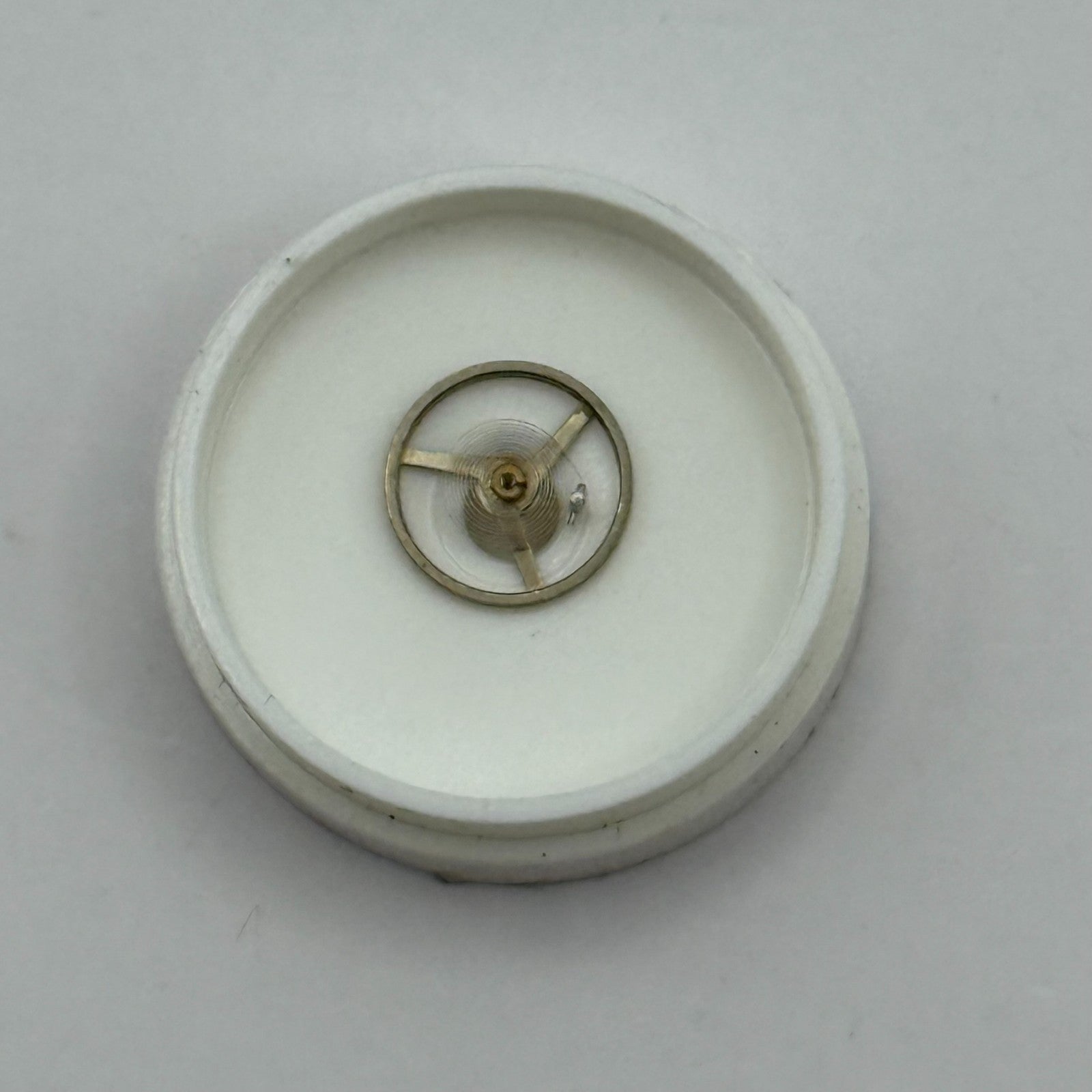 FHF 57-21 Balance Wheel Complete And Spring 6¾’’’ 1518 M Watch Movement Parts