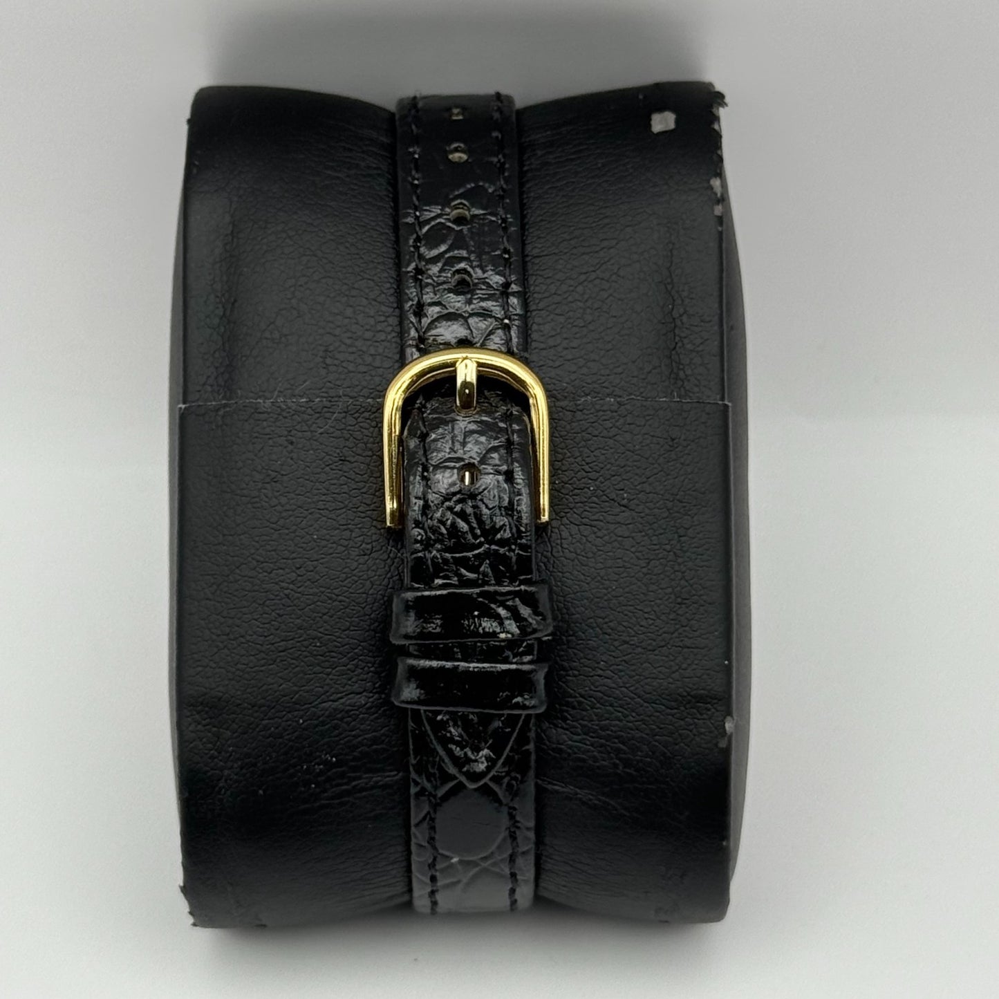 Limit Ladies Quartz Watch White Dial Crystal Accents Leather Strap Working 22mm